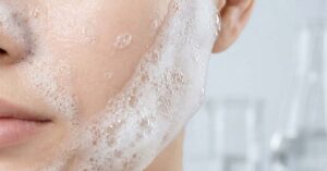 Close view of oxygen bubble mask foaming